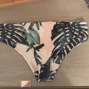 Stone Fox - Monster Fruit Bottom - Large